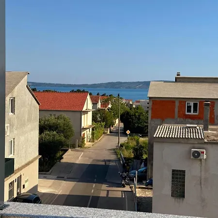 Dora Apartmán Kaštela