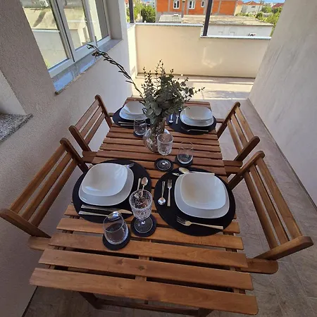 Dora Apartmán